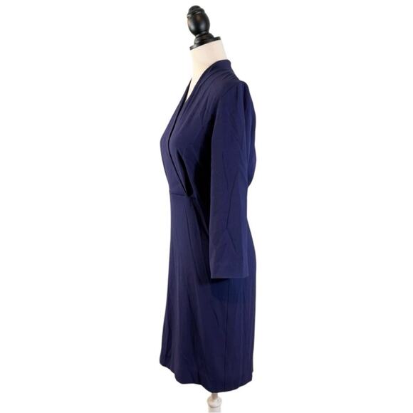 MM Lafleur Niko Dress Dark Blue
Sheath Faux Wrap Knee Length, Size 4 - Picture 3 of 14
